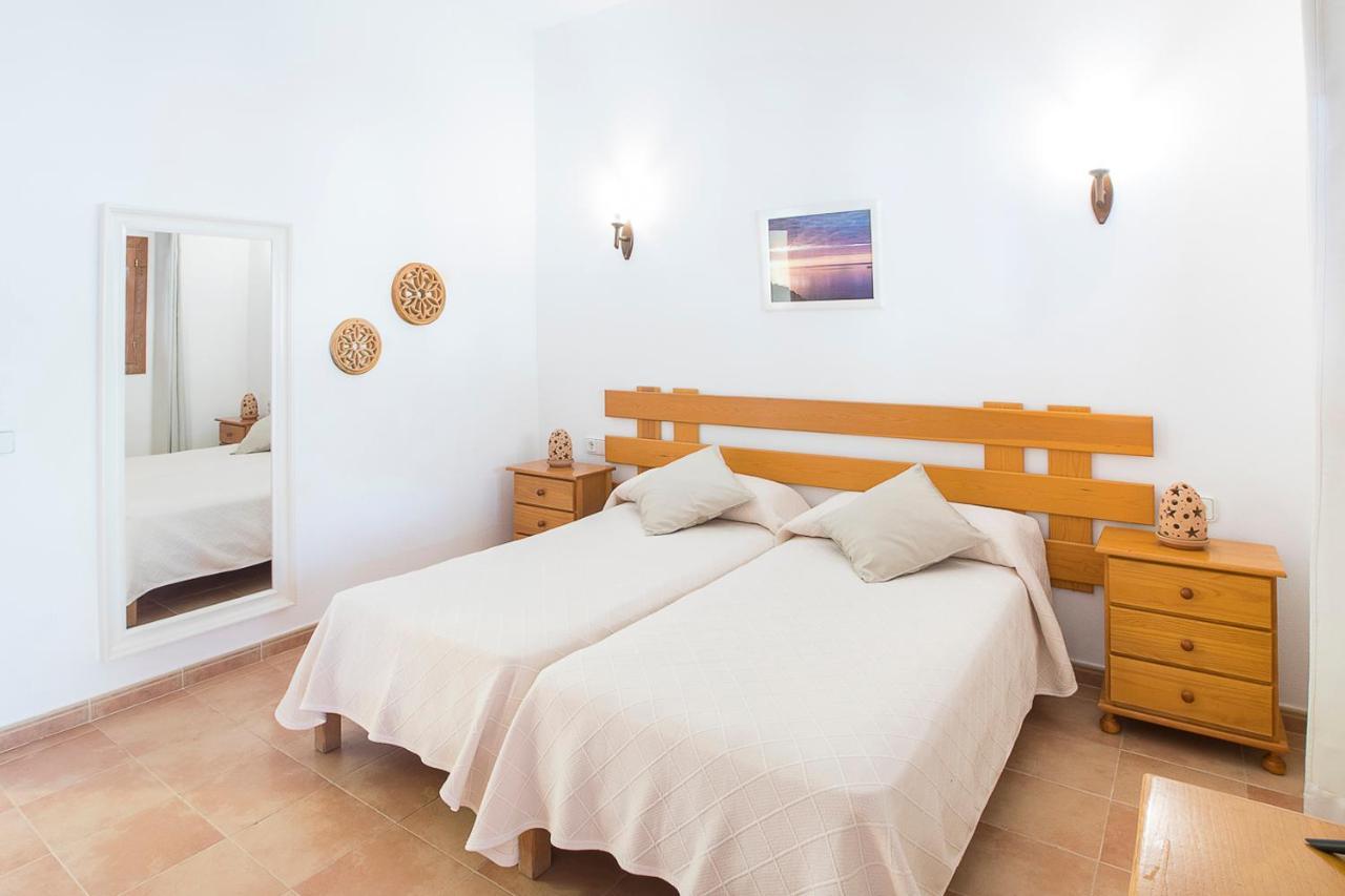 אס קאלו Apartamentos Molina 9-10-11 מראה חיצוני תמונה