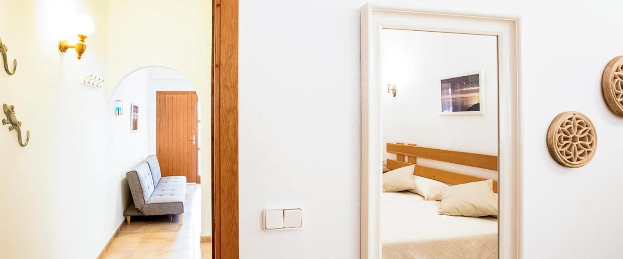 אס קאלו Apartamentos Molina 9-10-11 מראה חיצוני תמונה